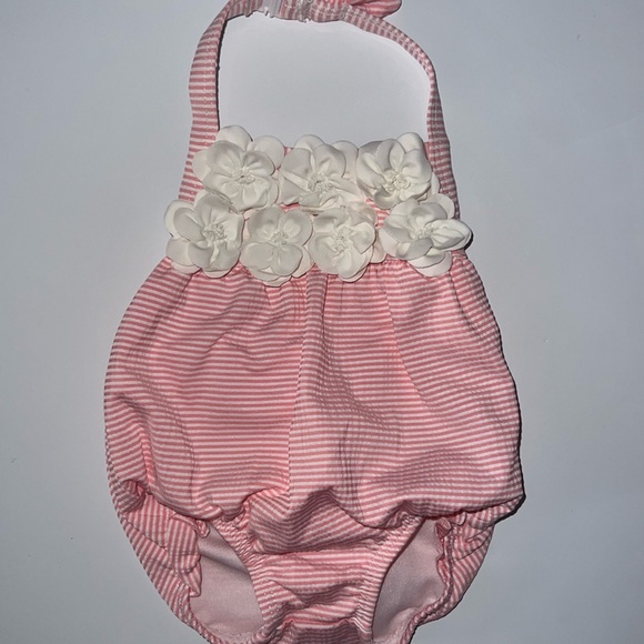 🛍 CUTE Little GIRLS OUTFIT SIZE 0-3 MONTHS 🛍 - Picture 1 of 6